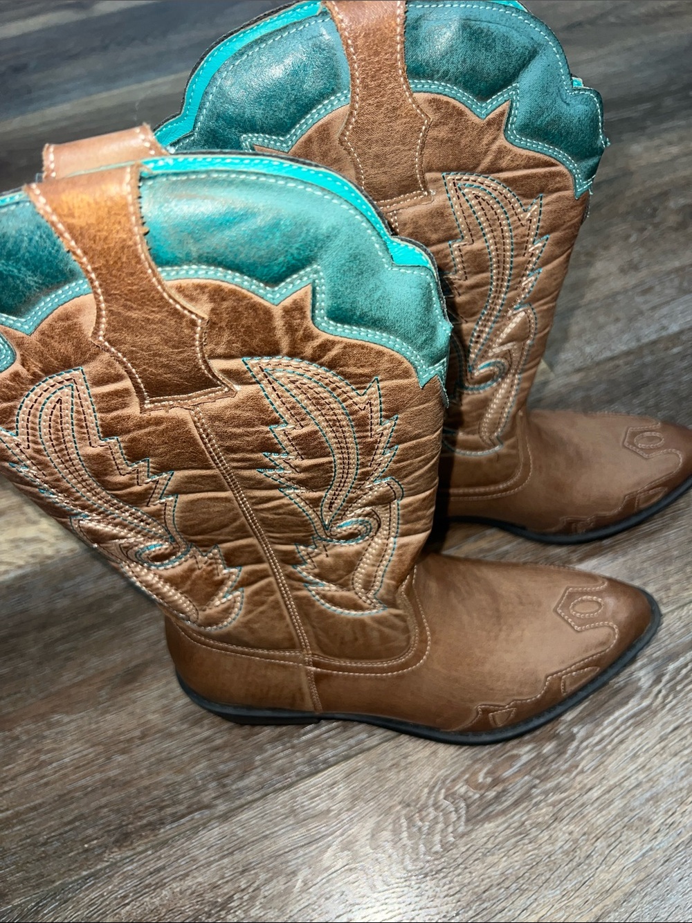 Coconuts by Matisse Cimmaron Faux Leather Western Boots - Tan/Turquoise 🐴 - Picture 9 of 9